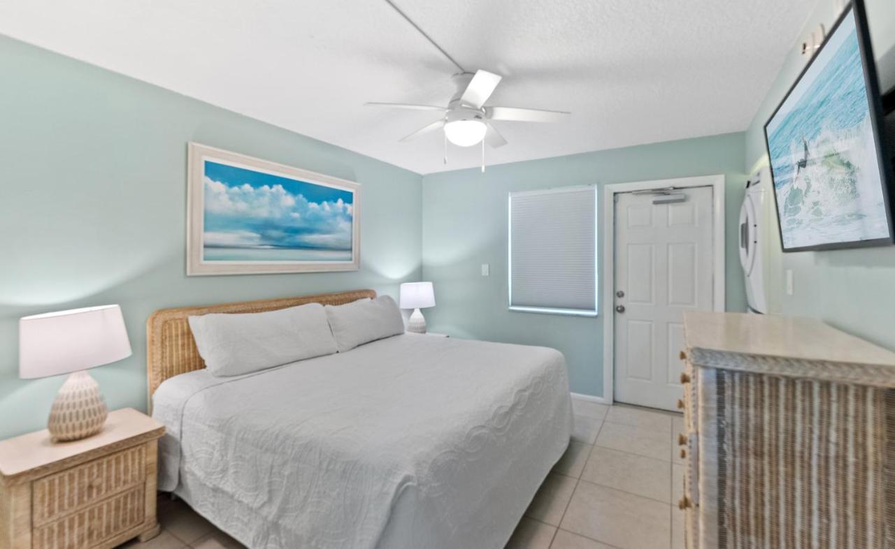 Paradise Beach Club - Ground Floor & Townhouses Satellite Beach Exterior foto